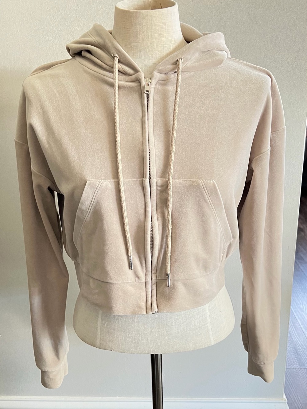 Forever 21 Velvet like Beige Cropped Hoodie, small